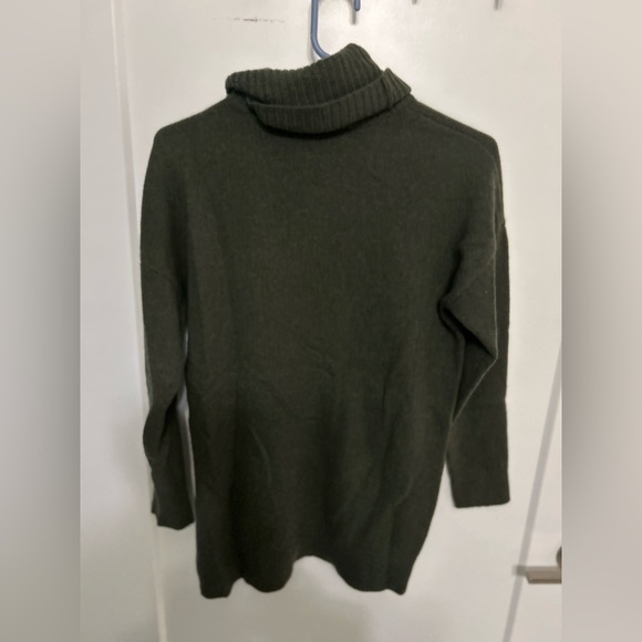 Madewell Recycled Cashmere Convertible Turtleneck Sweater - Picture 7 of 9